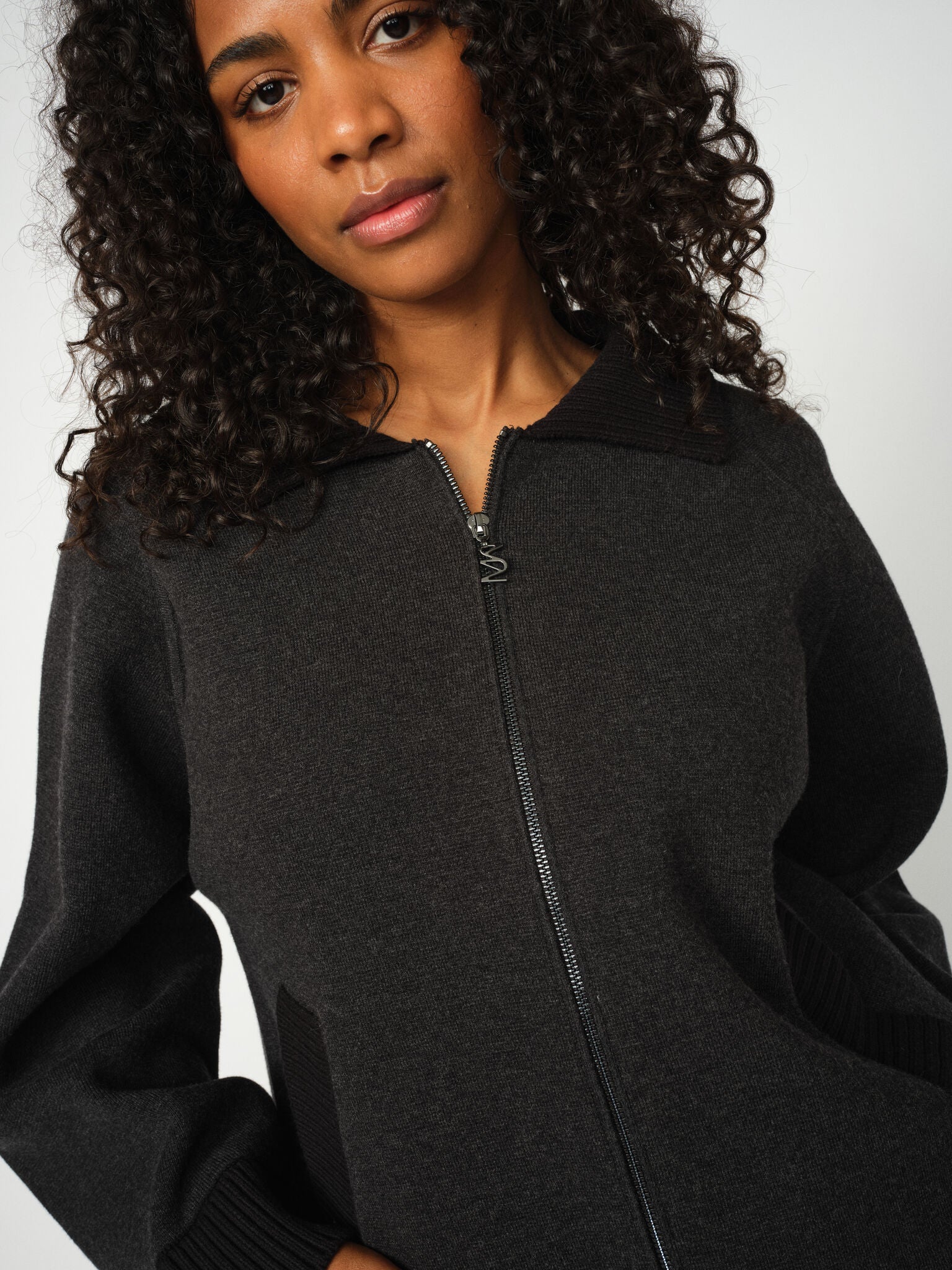 Modelshot / Phantom / Detail